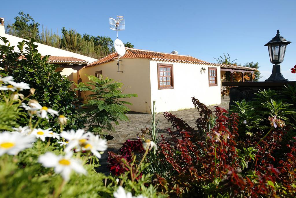 Atilio Villa Puntallana Bagian luar foto