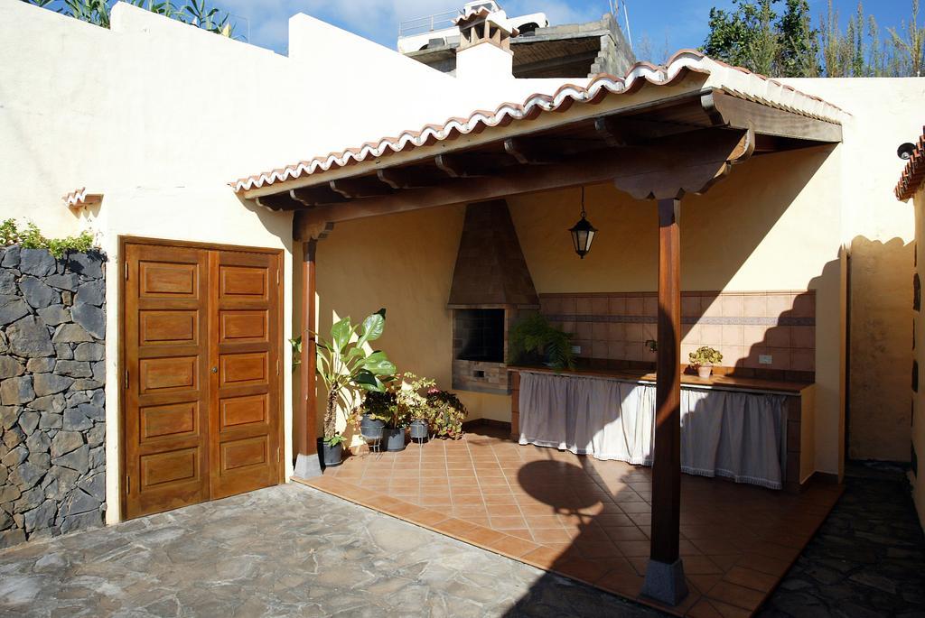 Atilio Villa Puntallana Bagian luar foto